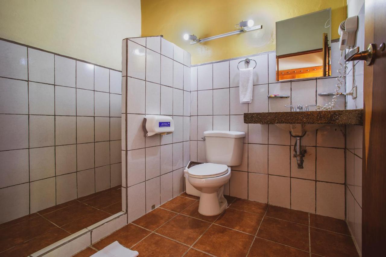 Hotel La Hacienda Quesada  المظهر الخارجي الصورة